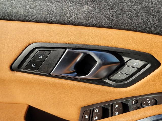 Used 2024 BMW M340i w/ Premium Package image 27