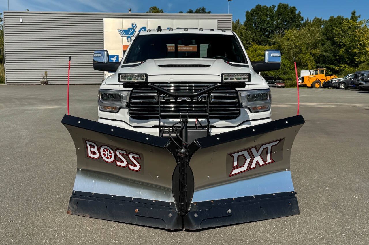 Used 2023 RAM 2500 Laramie AWD/4WD image 8