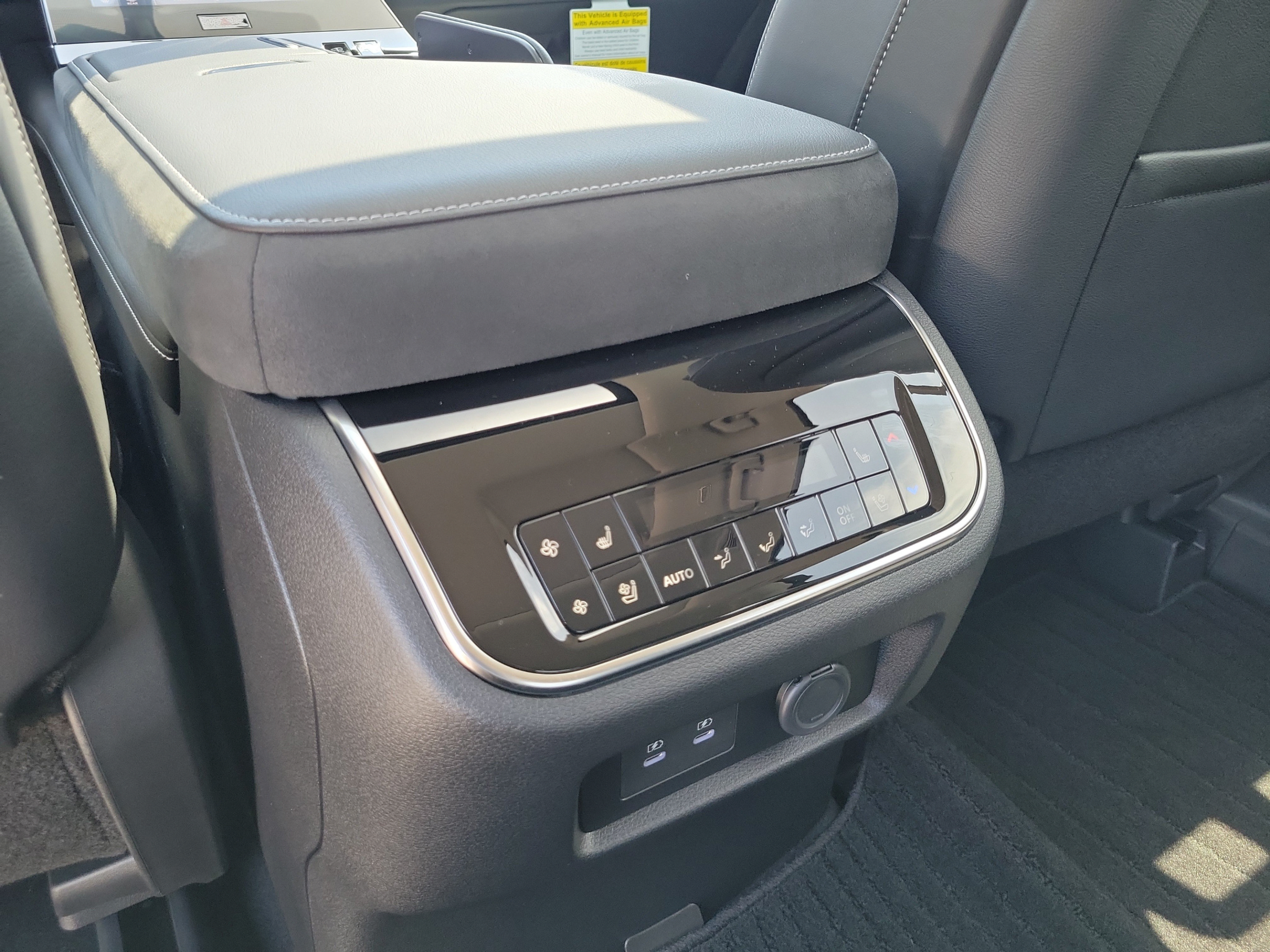 New 2027 INFINITI QX80 Luxe w/ Cargo Package AWD/4WD image 25
