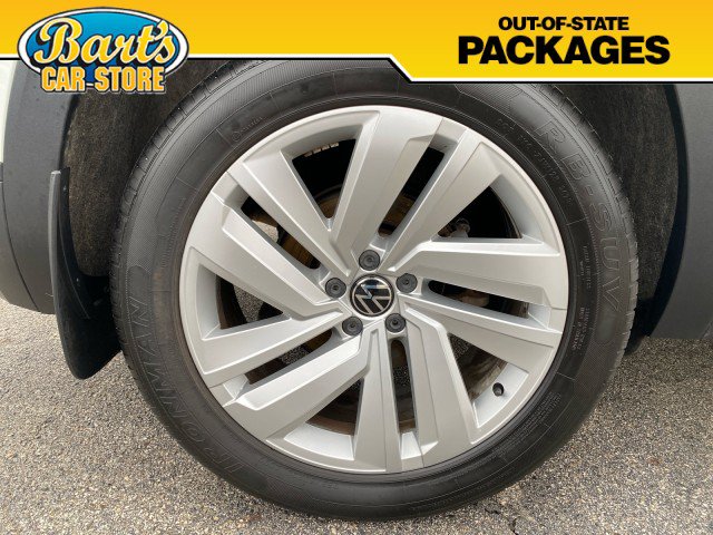 Used 2020 Volkswagen Atlas Cross Sport SE w/ Panoramic Sunroof Package FWD image 7