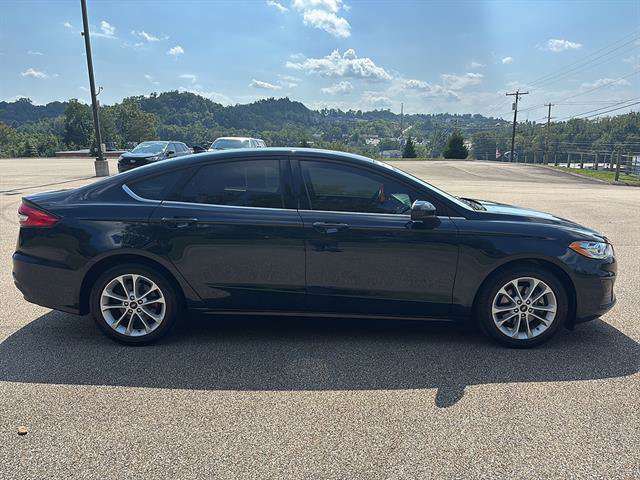 Certified 2020 Ford Fusion SE FWD image 5