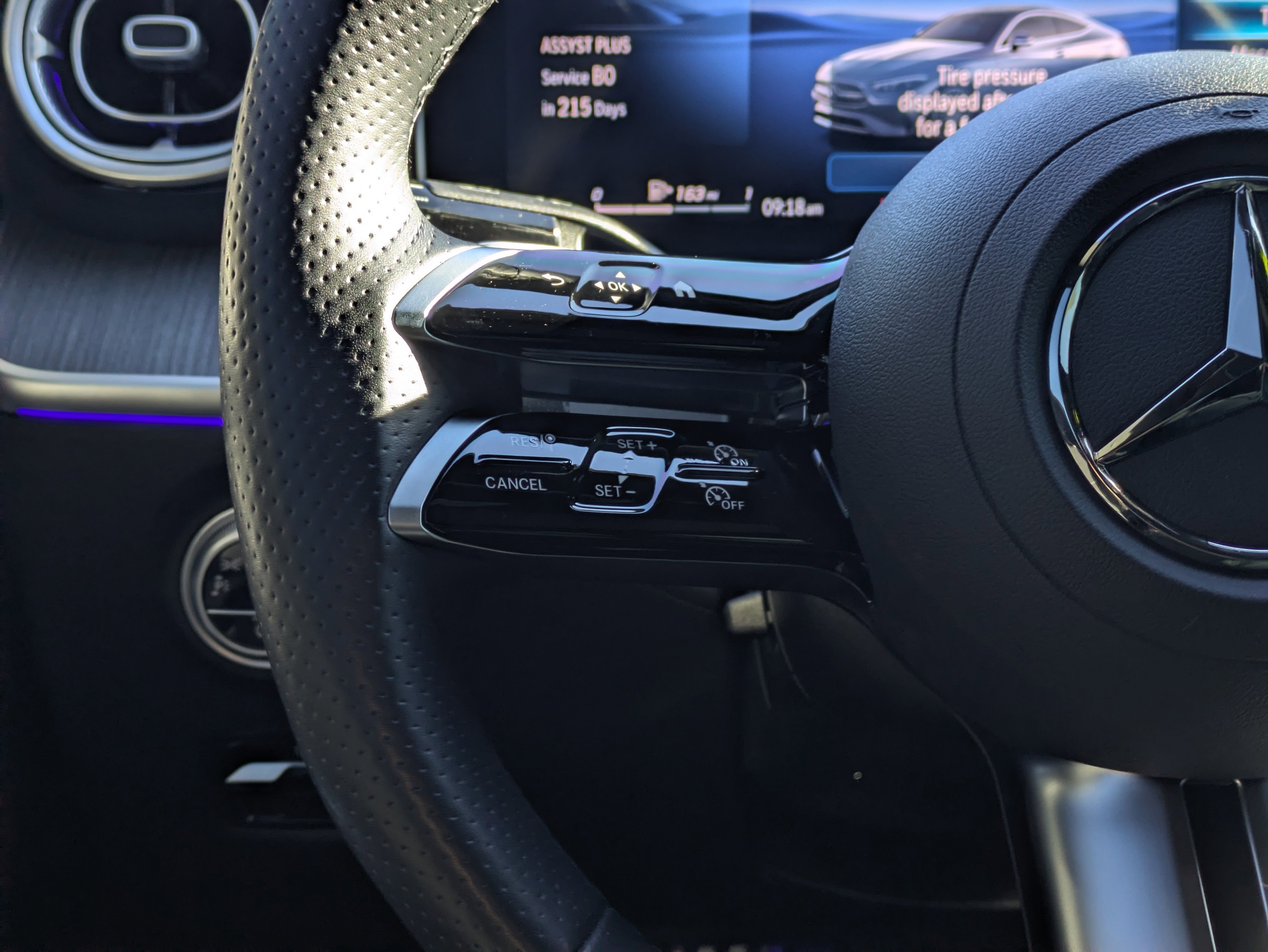 Used 2024 Mercedes-Benz CLE 300 4MATIC Coupe image 21