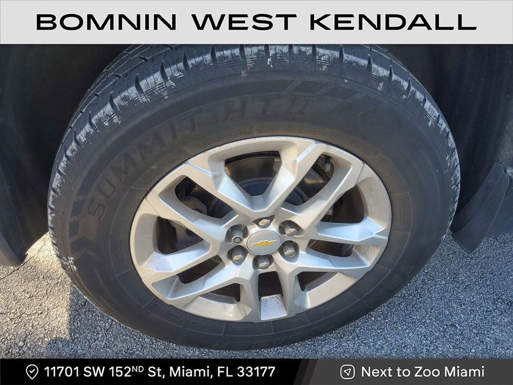 Used 2021 Chevrolet Traverse LT image 9