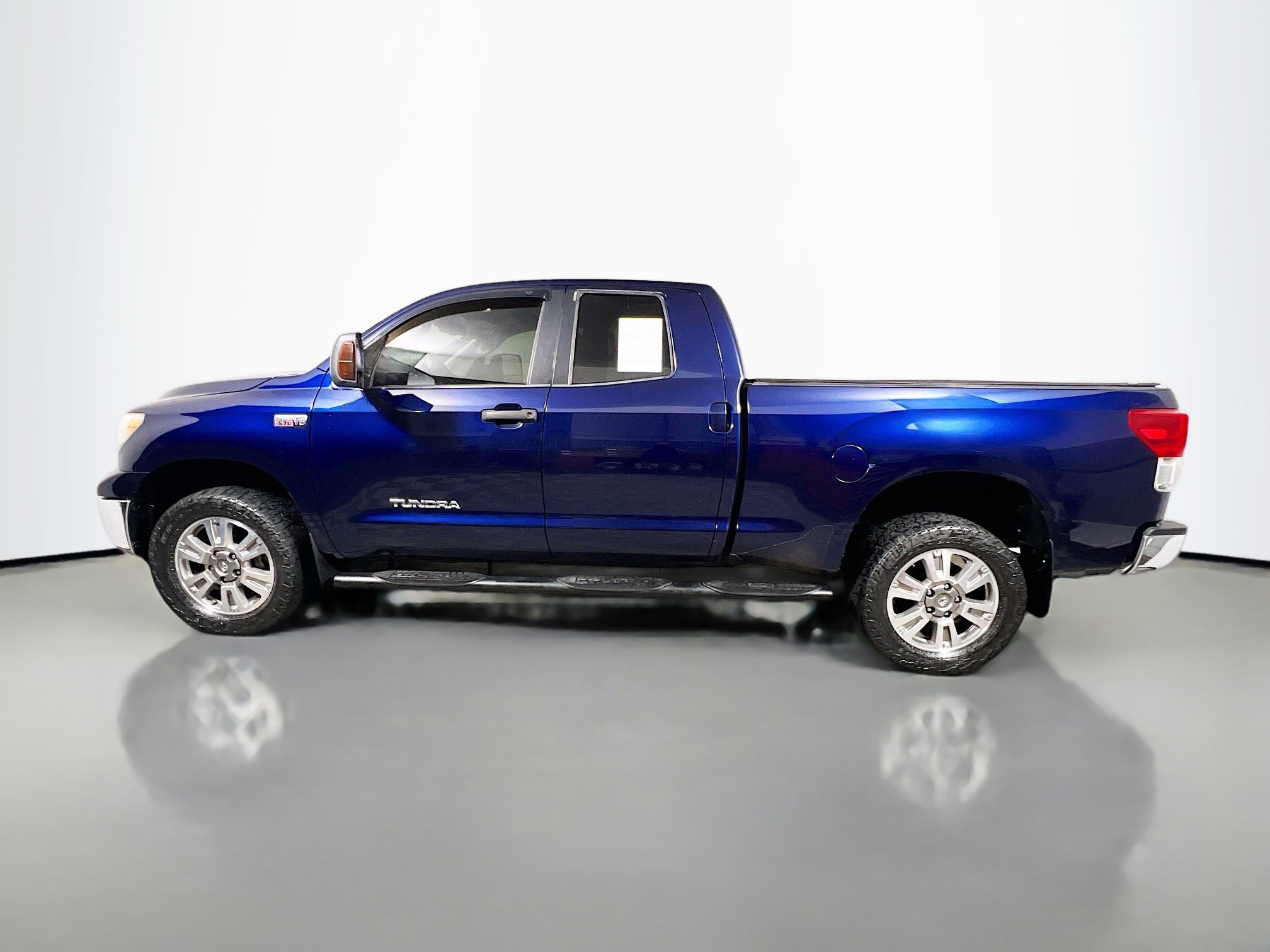 Used 2012 Toyota Tundra 4x4 Double Cab w/ Tow Pkg image 32