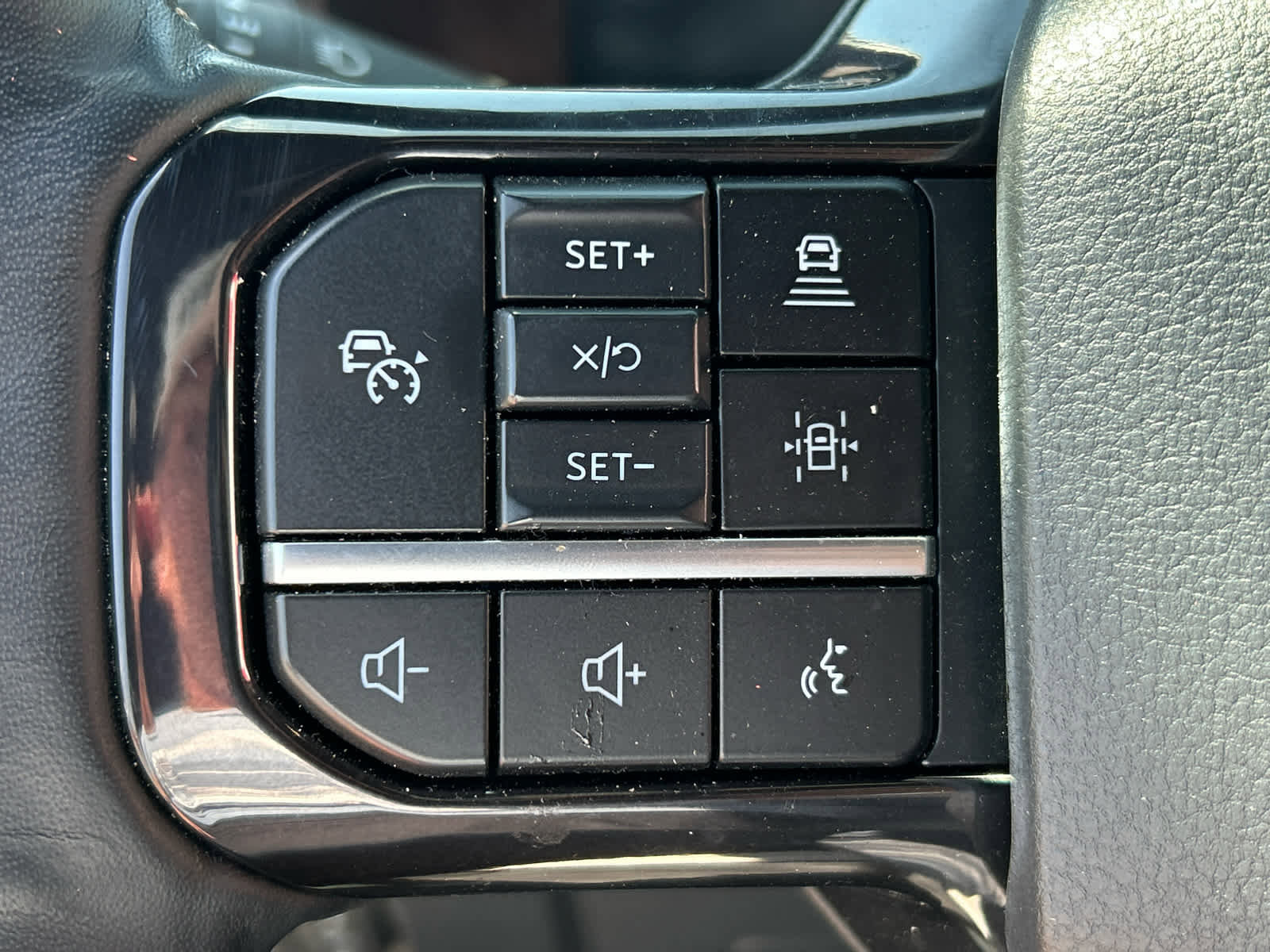 Certified 2024 Ford F150 Lightning Platinum image 26