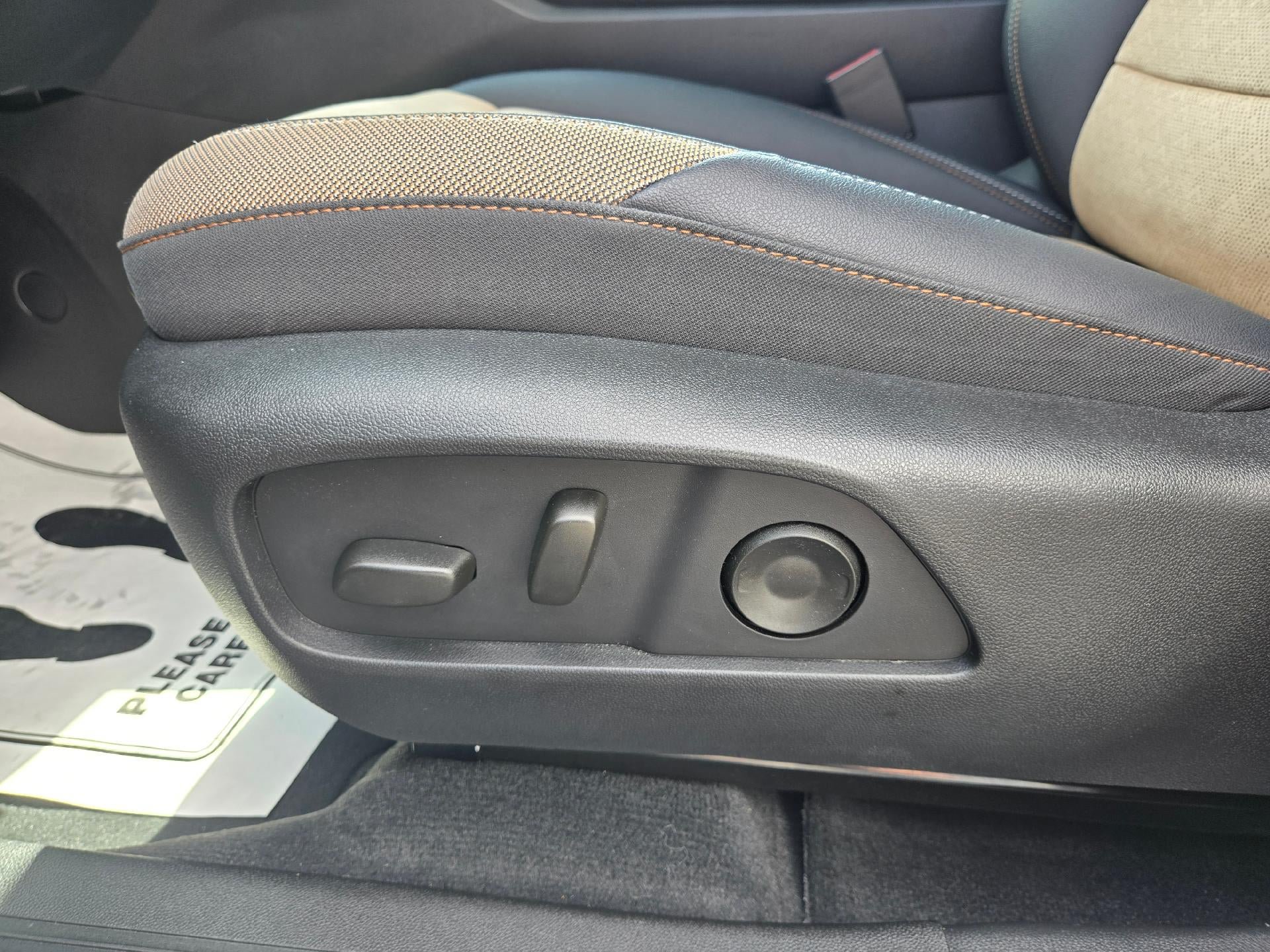 Used 2026 Chevrolet Equinox ACTIV w/ Convenience Package III AWD/4WD image 10