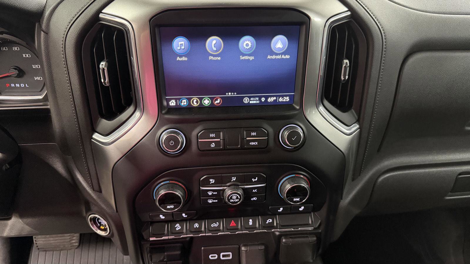 Used 2021 Chevrolet Silverado 1500 LT Trail Boss w/ Convenience Package II image 17