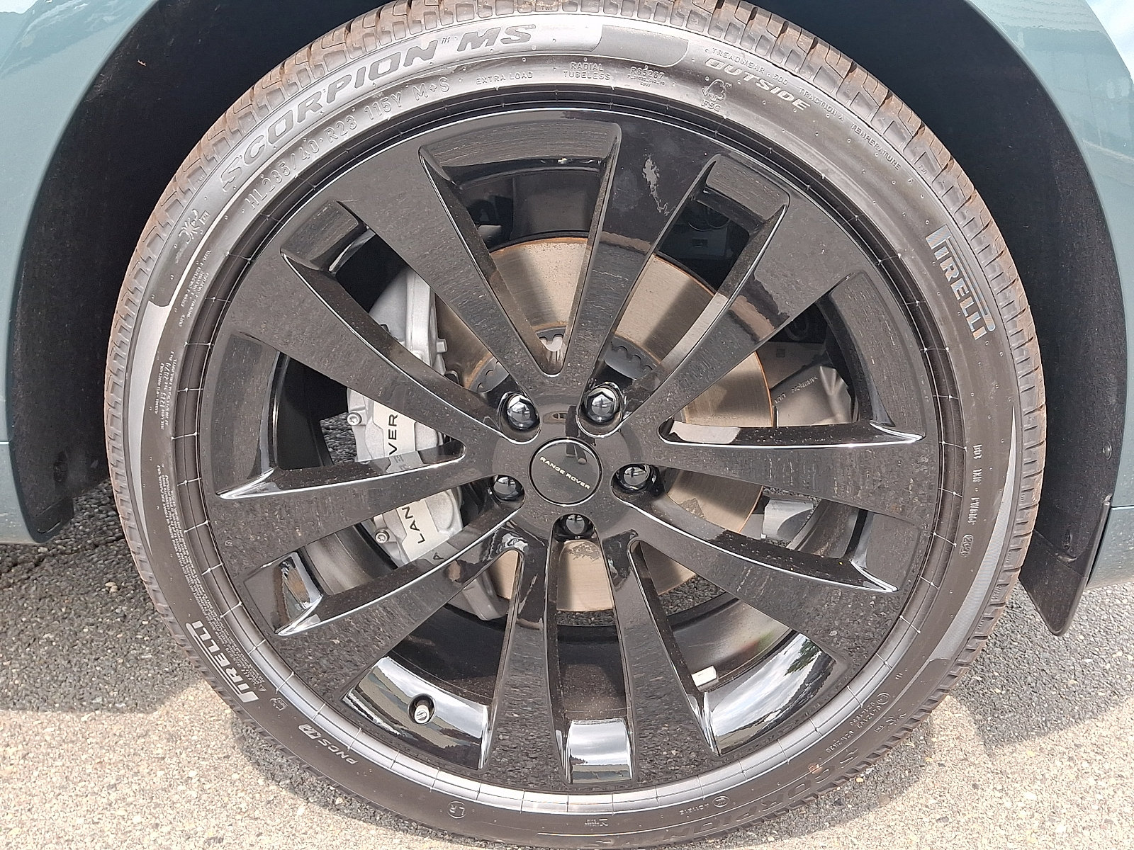 New 2026 Land Rover Range Rover Sport Dynamic SE AWD/4WD image 8