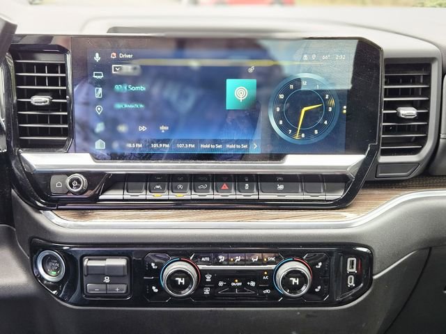 Used 2025 Chevrolet Silverado 1500 LT image 22