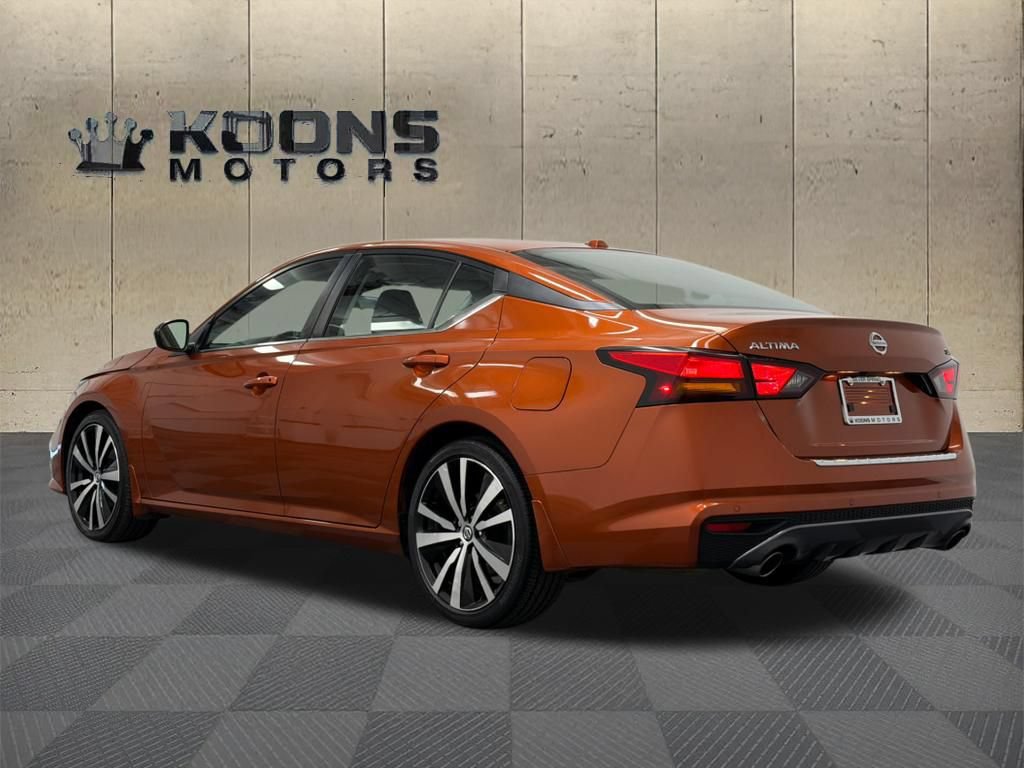 Used 2022 Nissan Altima 2.5 SR FWD image 6