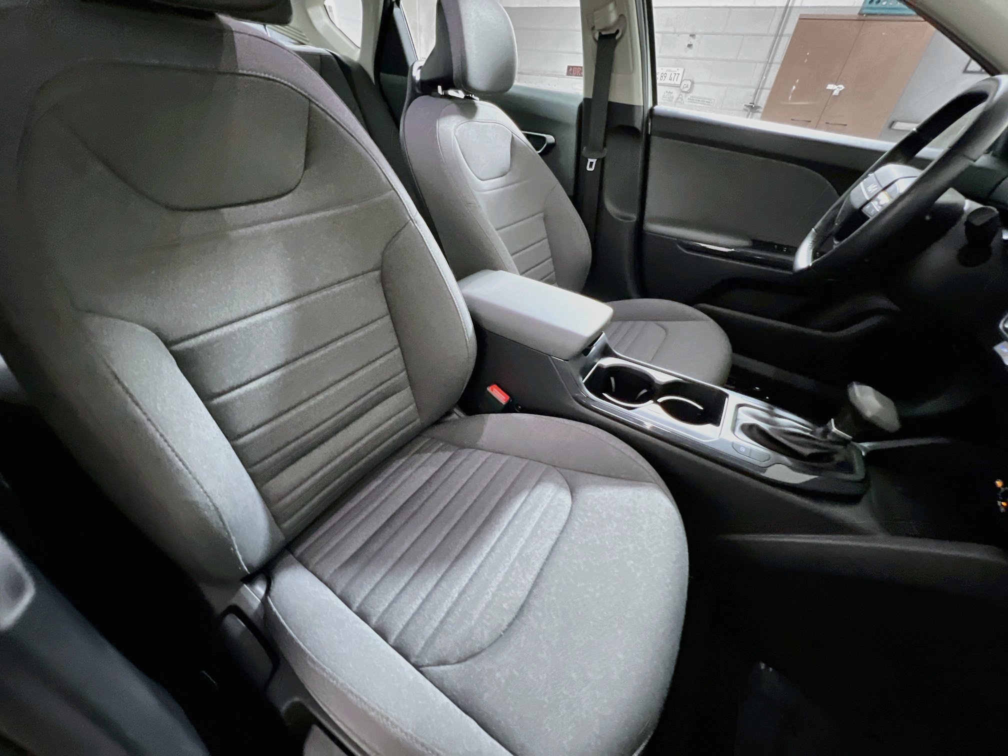 Used 2025 Kia K4 EX FWD image 31