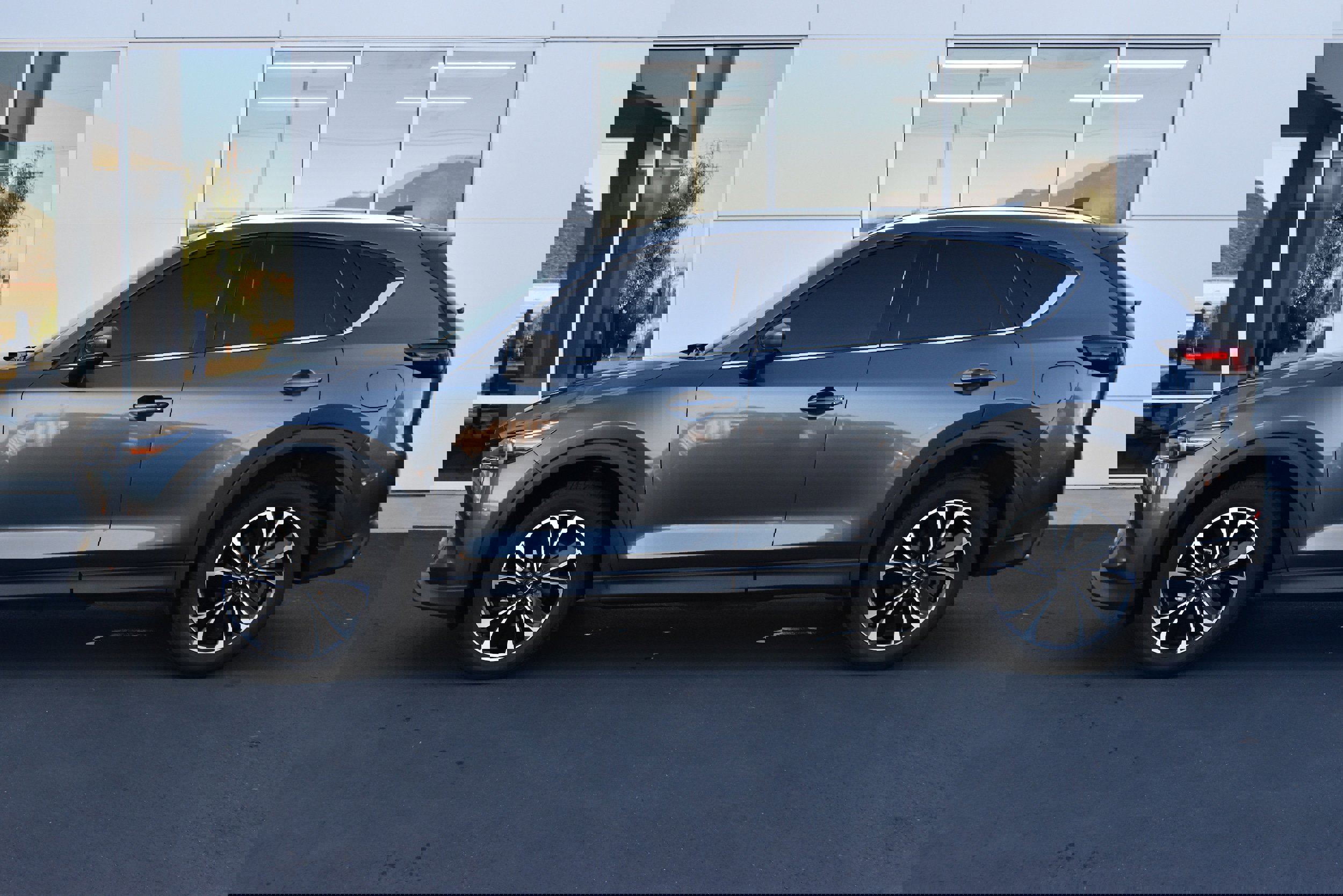 Used 2022 MAZDA CX-5 AWD 2.5 S w/ Premium Plus Pkg image 12