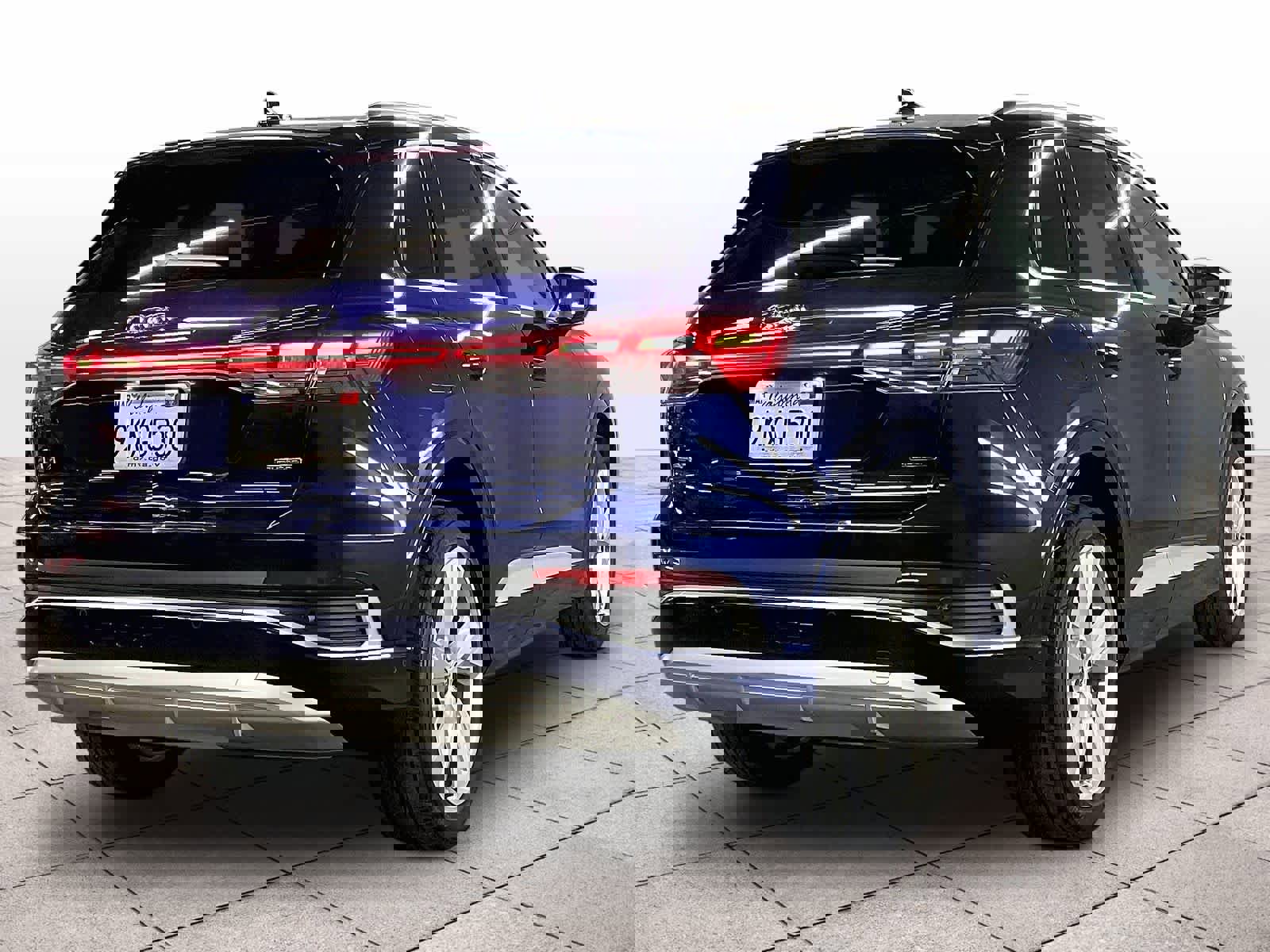 Certified 2023 Audi Q4 e-tron Premium Plus w/ Premium Plus image 14