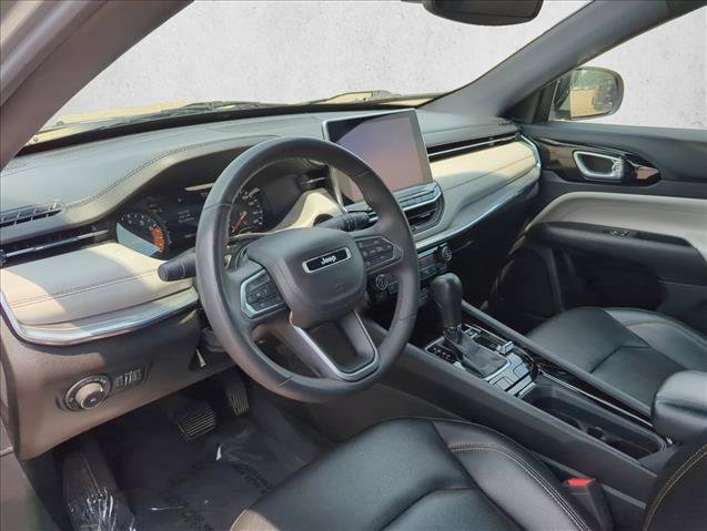 Used 2024 Jeep Compass Limited AWD/4WD image 10