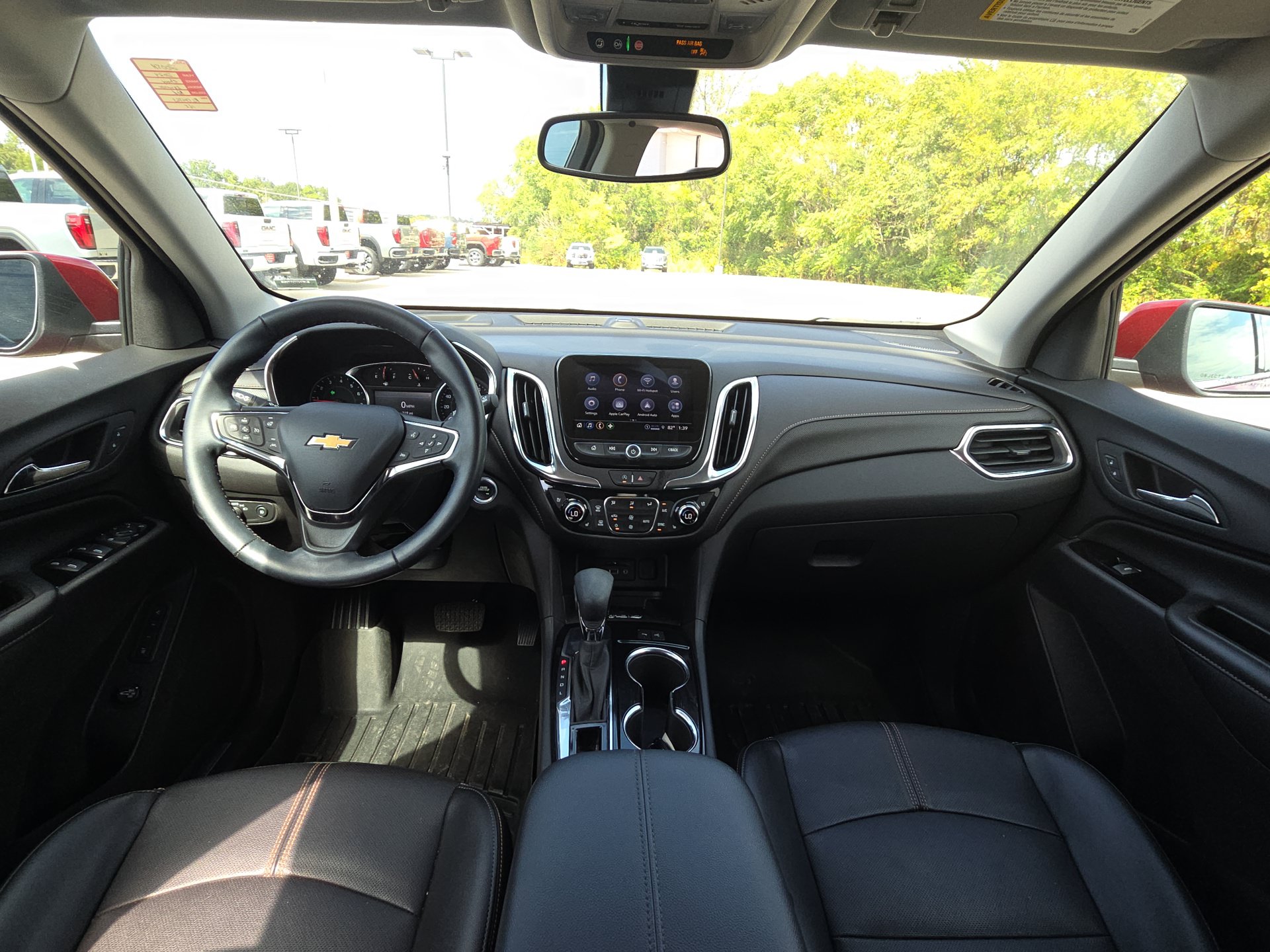 Used 2024 Chevrolet Equinox Premier FWD image 29