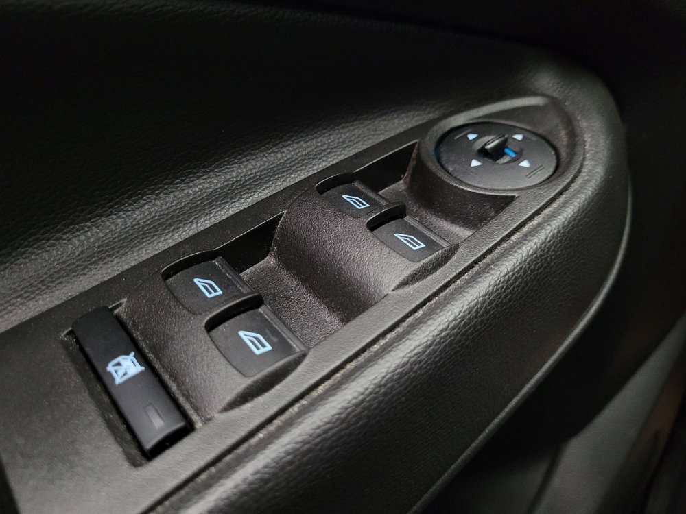 Used 2018 Ford Escape SE w/ SE Sync 3 Package image 27