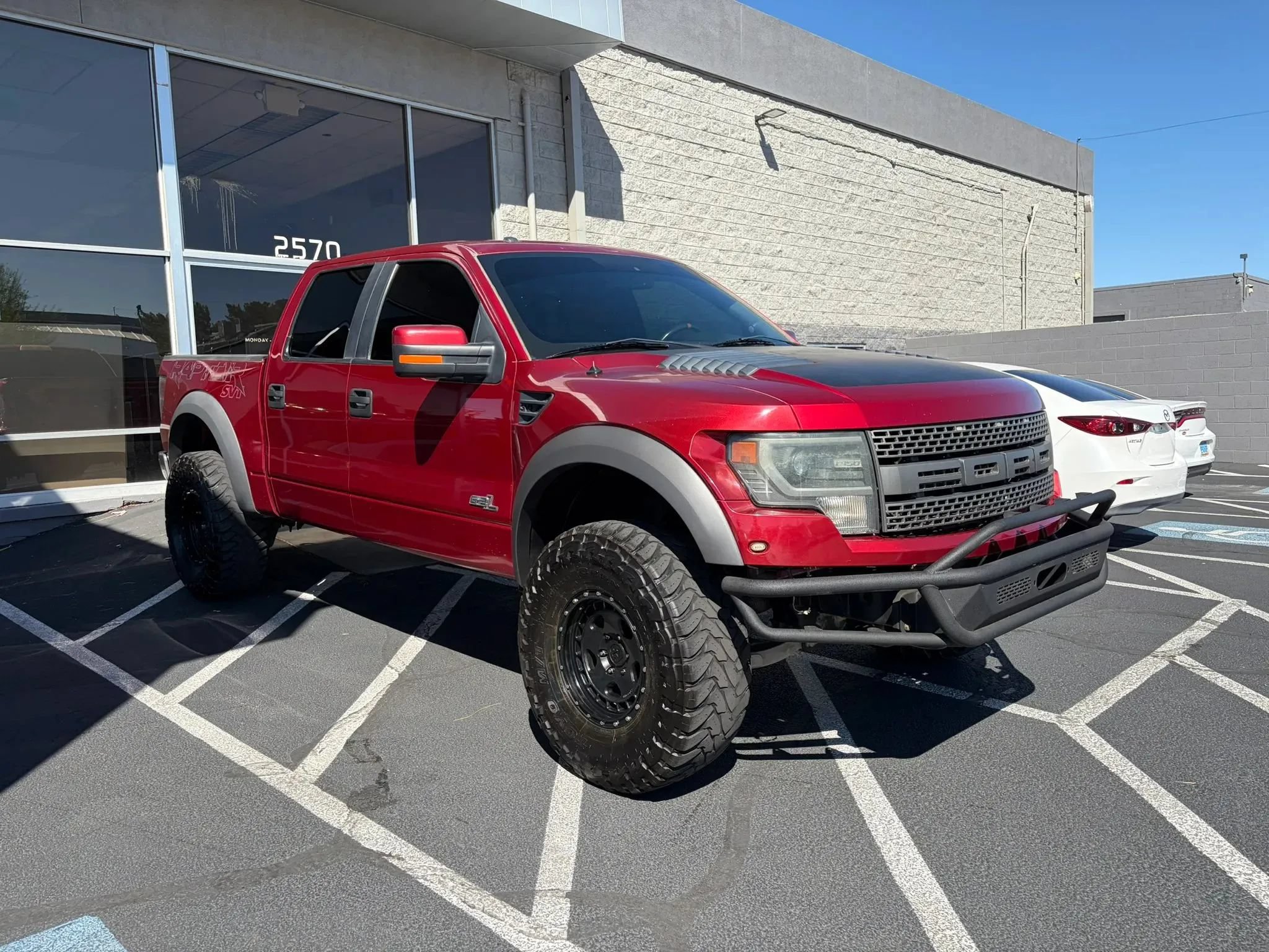 Used 2014 Ford F150 Raptor w/ Equipment Group 801A Luxury AWD/4WD image 2