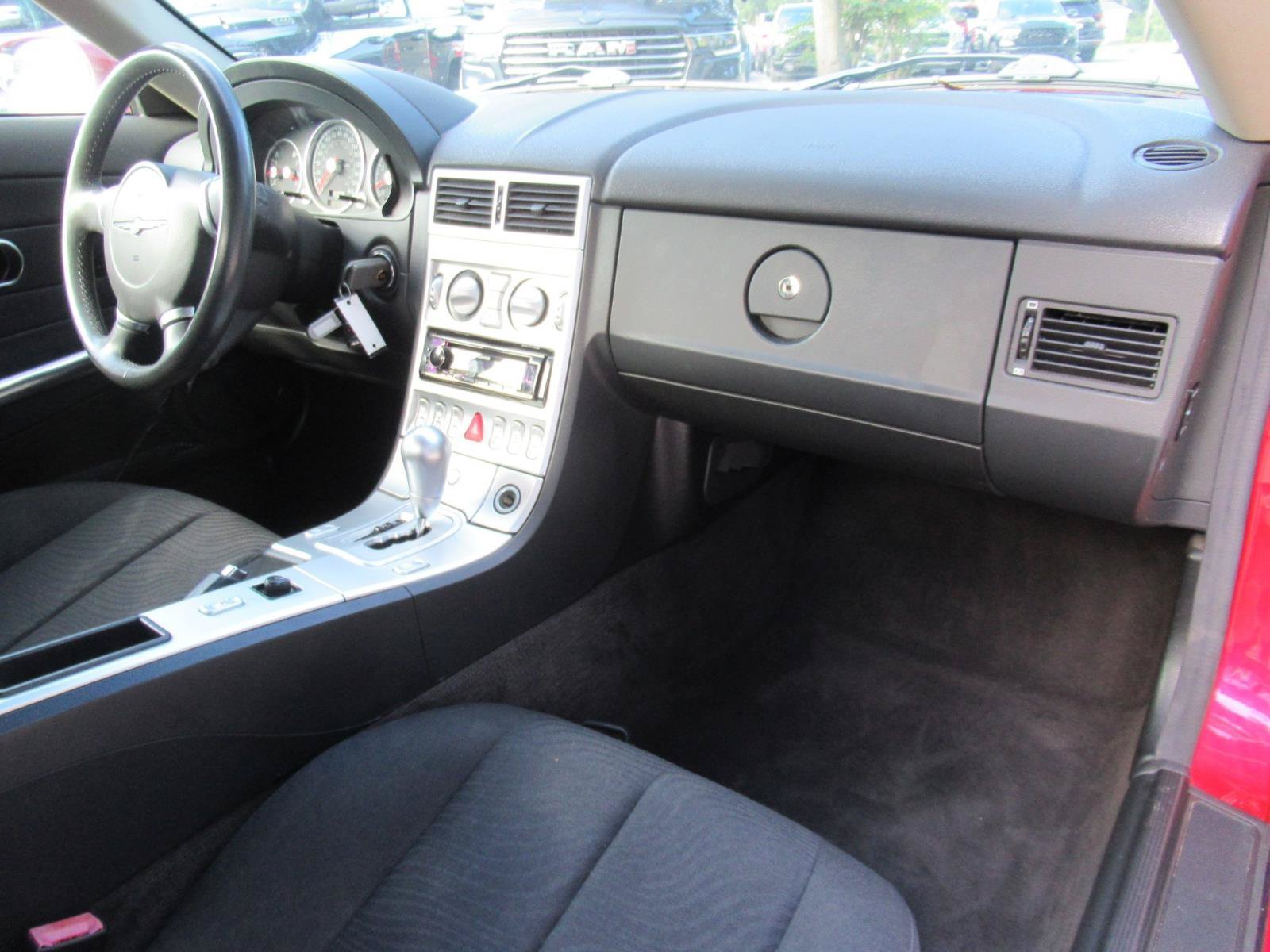 Used 2007 Chrysler Crossfire Convertible w/ Special Edition Group RWD image 11