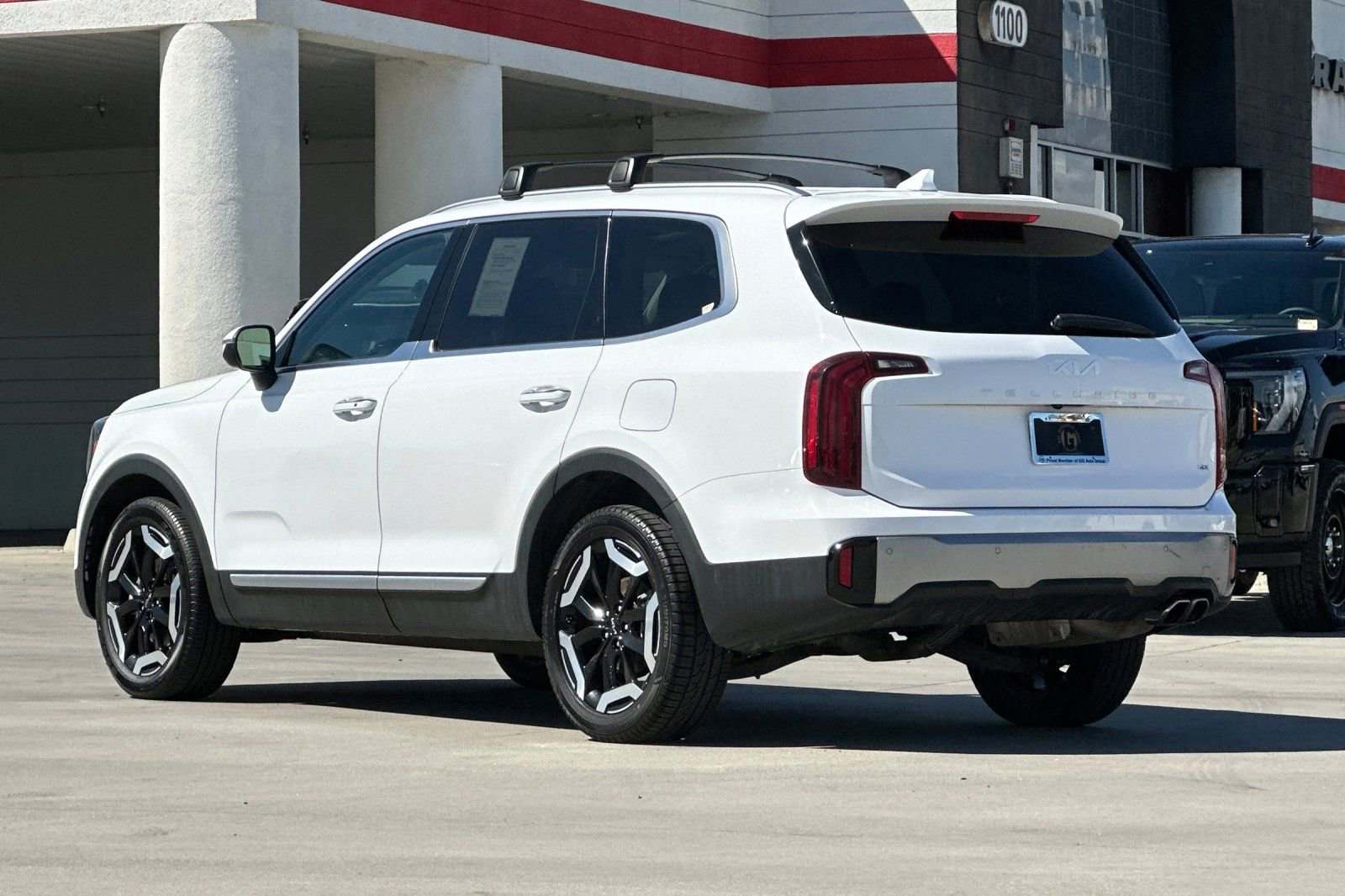 Used 2025 Kia Telluride S image 4