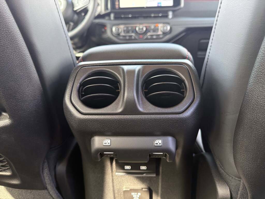 New 2026 Jeep Wrangler Unlimited Rubicon image 19