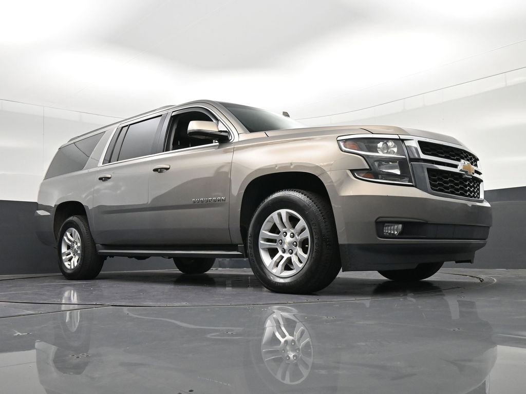 Used 2017 Chevrolet Suburban LT w/ Max Trailering Package RWD image 33