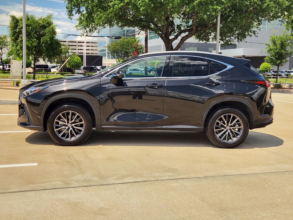 Used 2024 Lexus NX 250 FWD w/ Towing Package (2000 Lbs) image 4