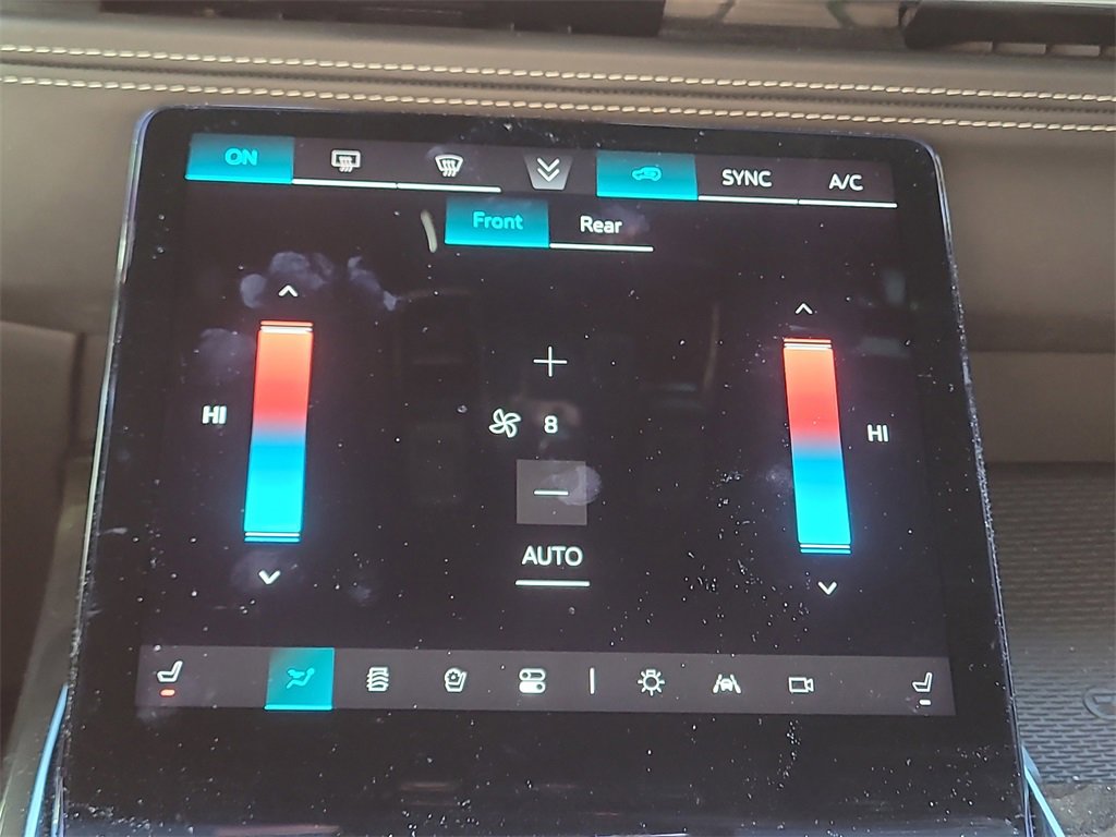 Used 2025 Cadillac Escalade ESV Sport Platinum image 24