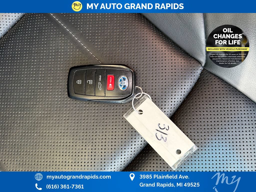 Used 2021 Toyota Venza Limited w/ Advanced Technology Package AWD/4WD image 35