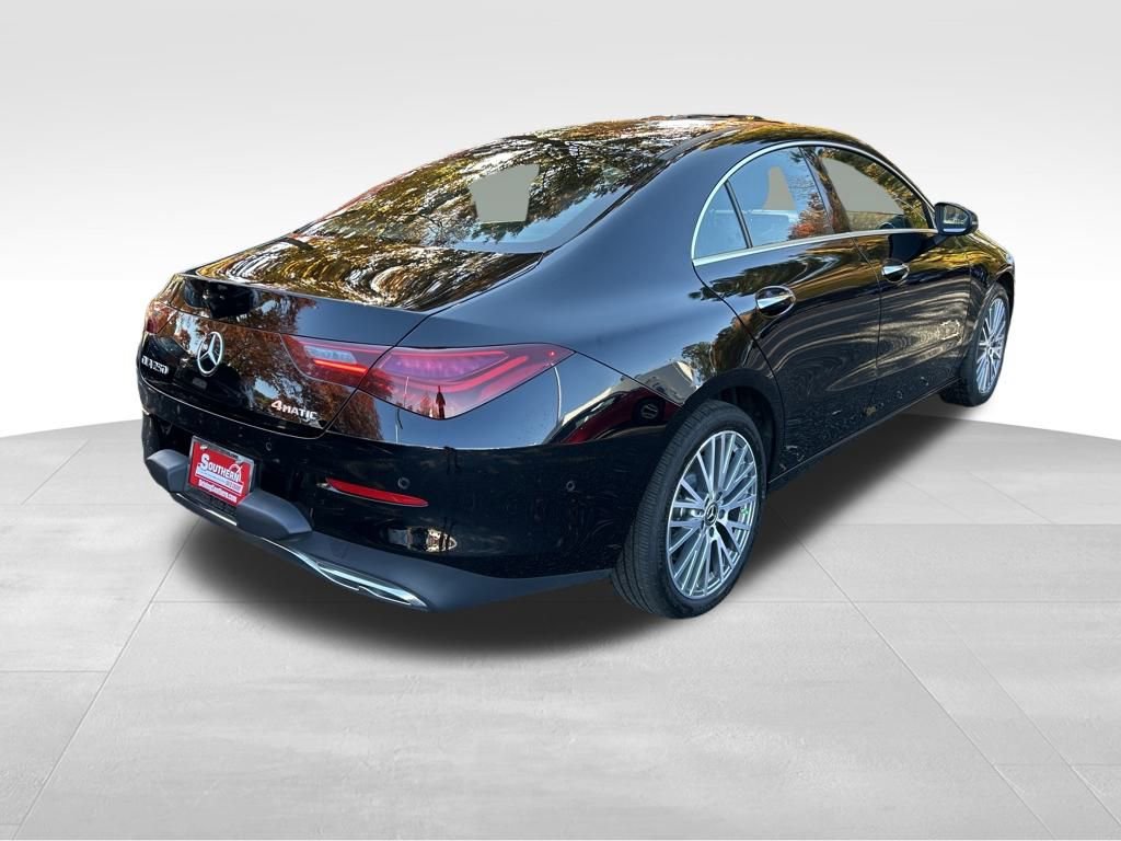 Used 2025 Mercedes-Benz CLA 250 4MATIC image 5