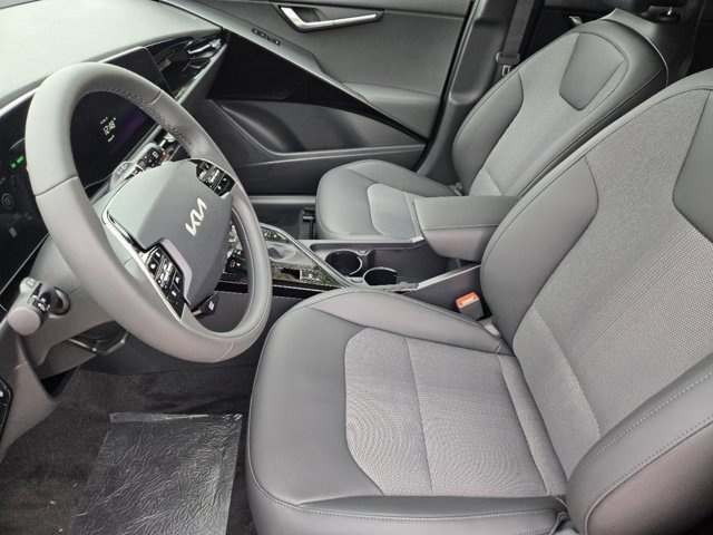 New 2025 Kia Niro EX image 8