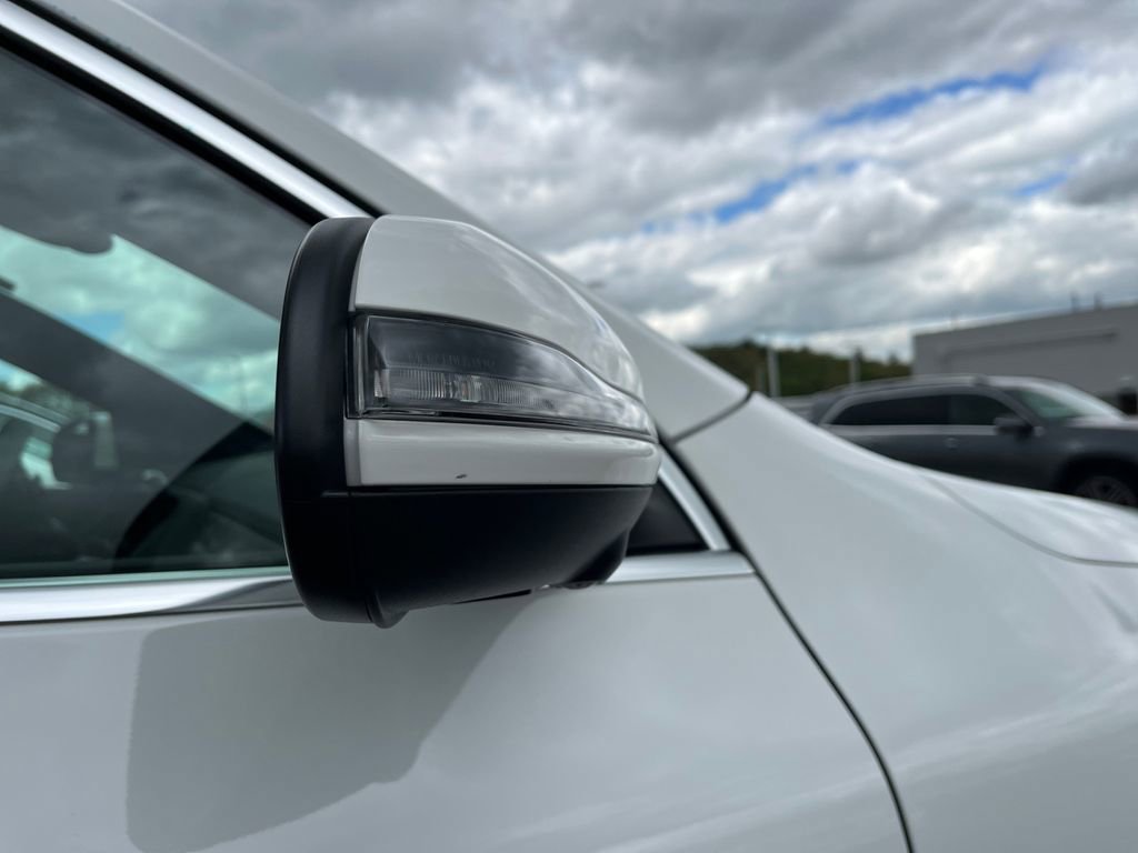 Certified 2025 Mercedes-Benz GLA 250 4MATIC image 17