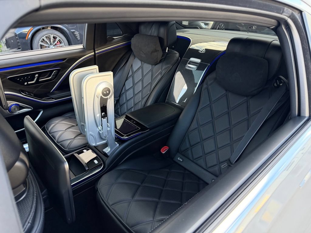 Used 2022 Mercedes-Benz Maybach S 580 4MATIC image 25