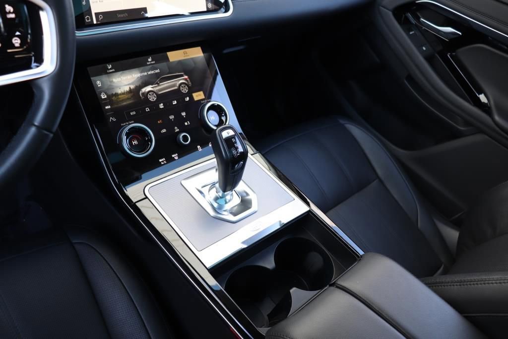 Used 2023 Land Rover Range Rover Evoque SE image 53