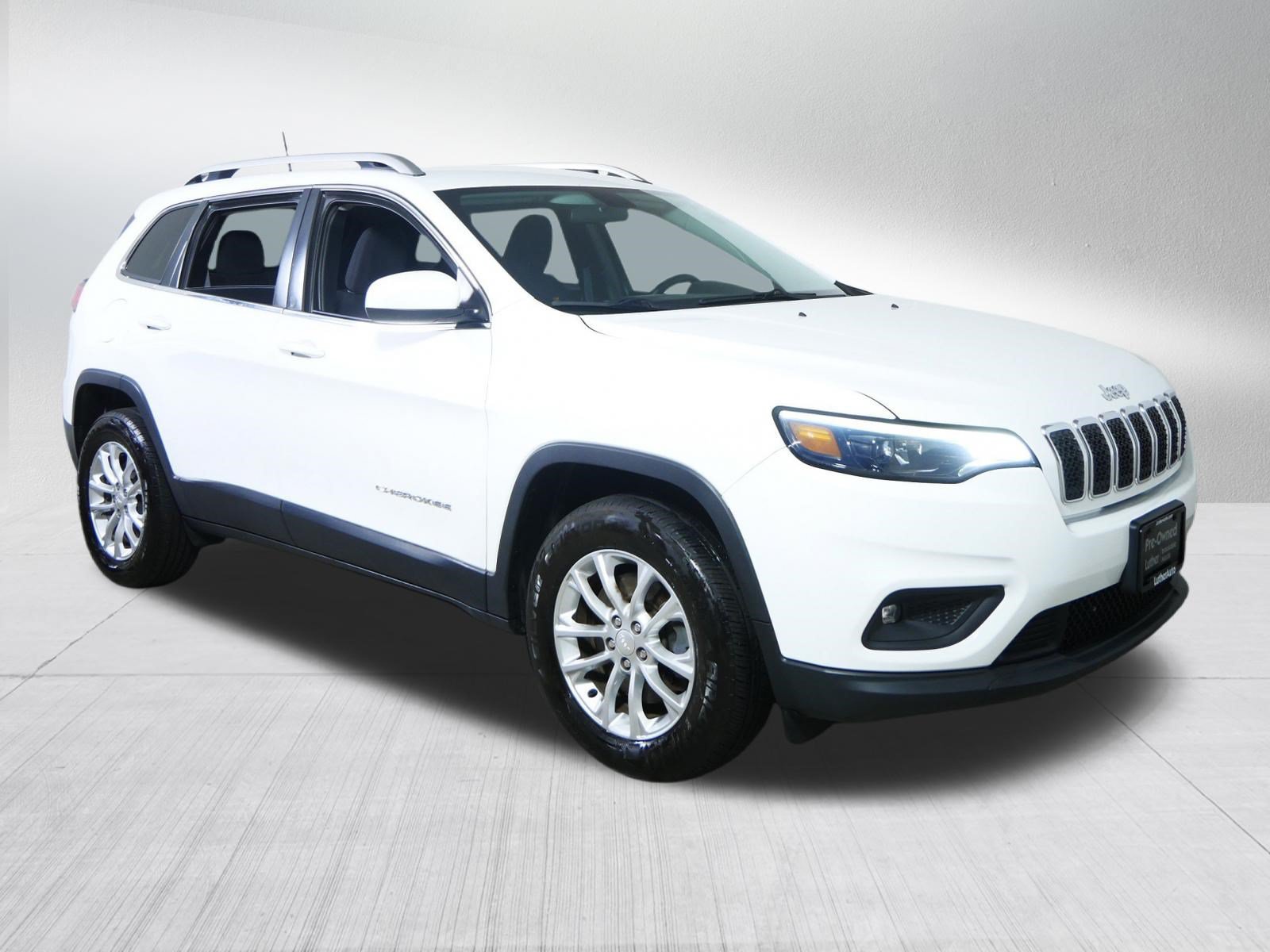 Used 2019 Jeep Cherokee Latitude w/ Cold Weather Group