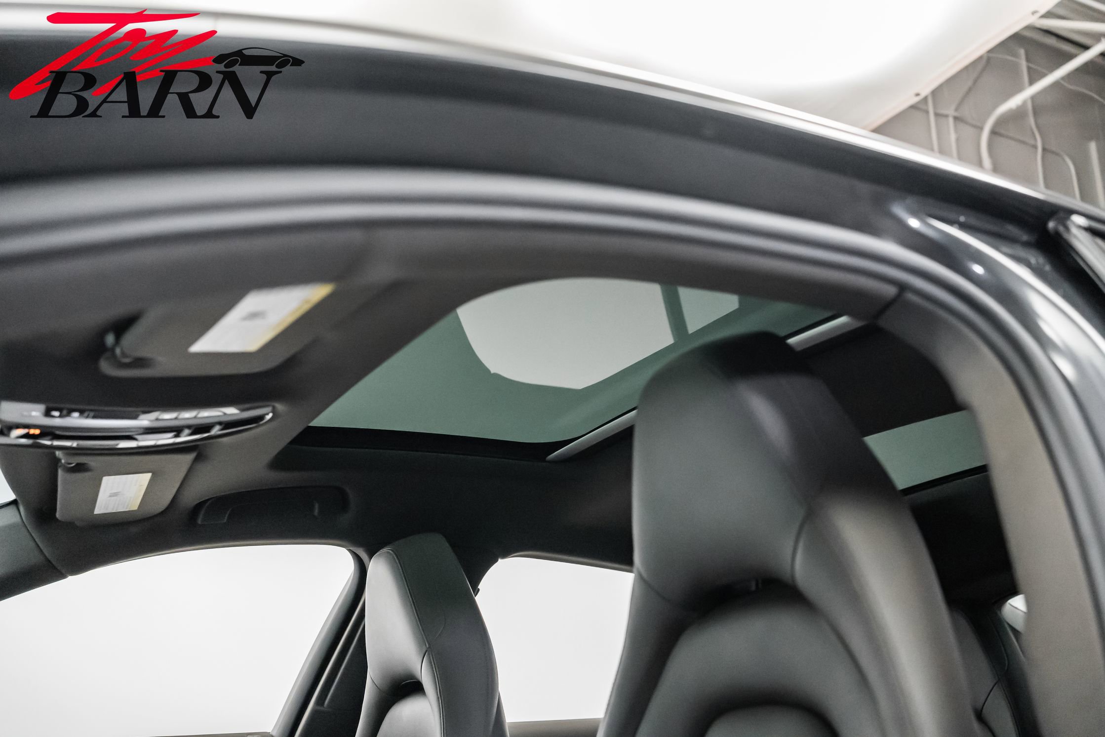 Used 2018 Porsche Panamera 4 image 20