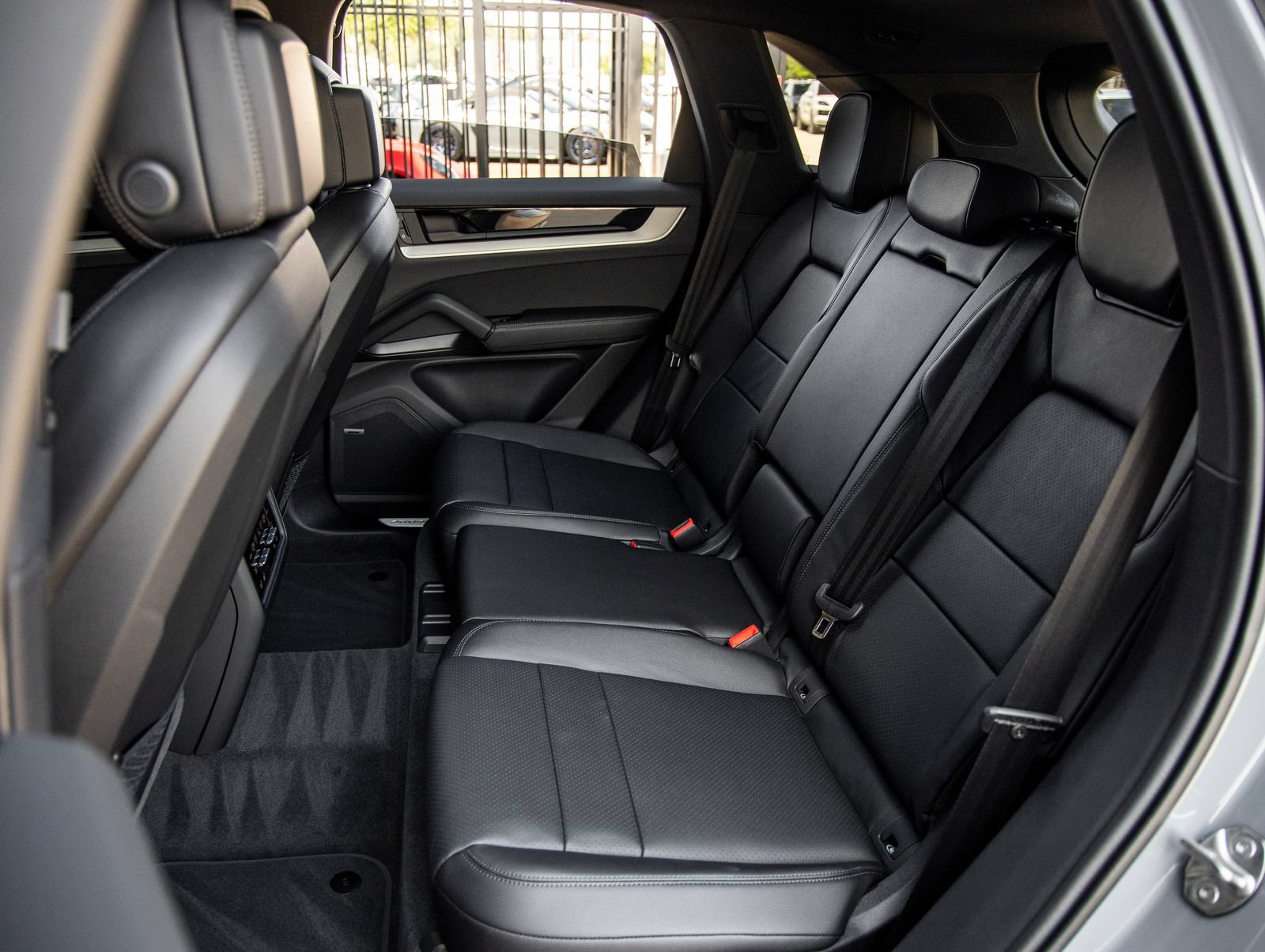 New 2026 Porsche Cayenne AWD/4WD image 35