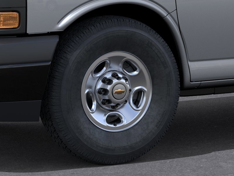 New 2026 Chevrolet Express 2500 image 9