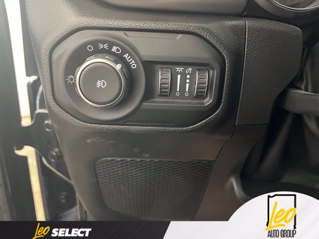Used 2022 Jeep Wrangler Unlimited Sport AWD/4WD image 26