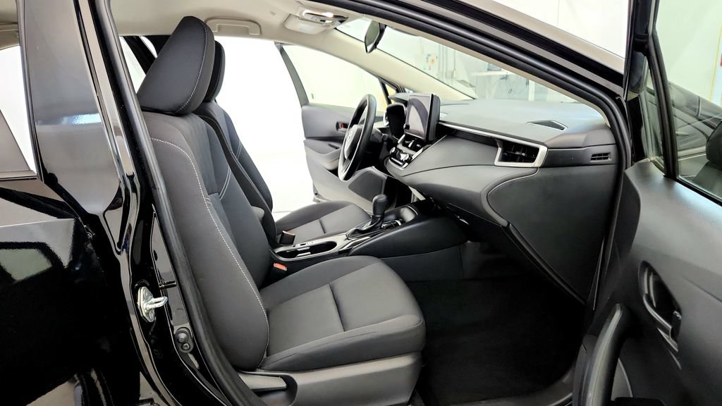 Certified 2023 Toyota Corolla LE w/ Carpet Mat Package (TMS) FWD image 33