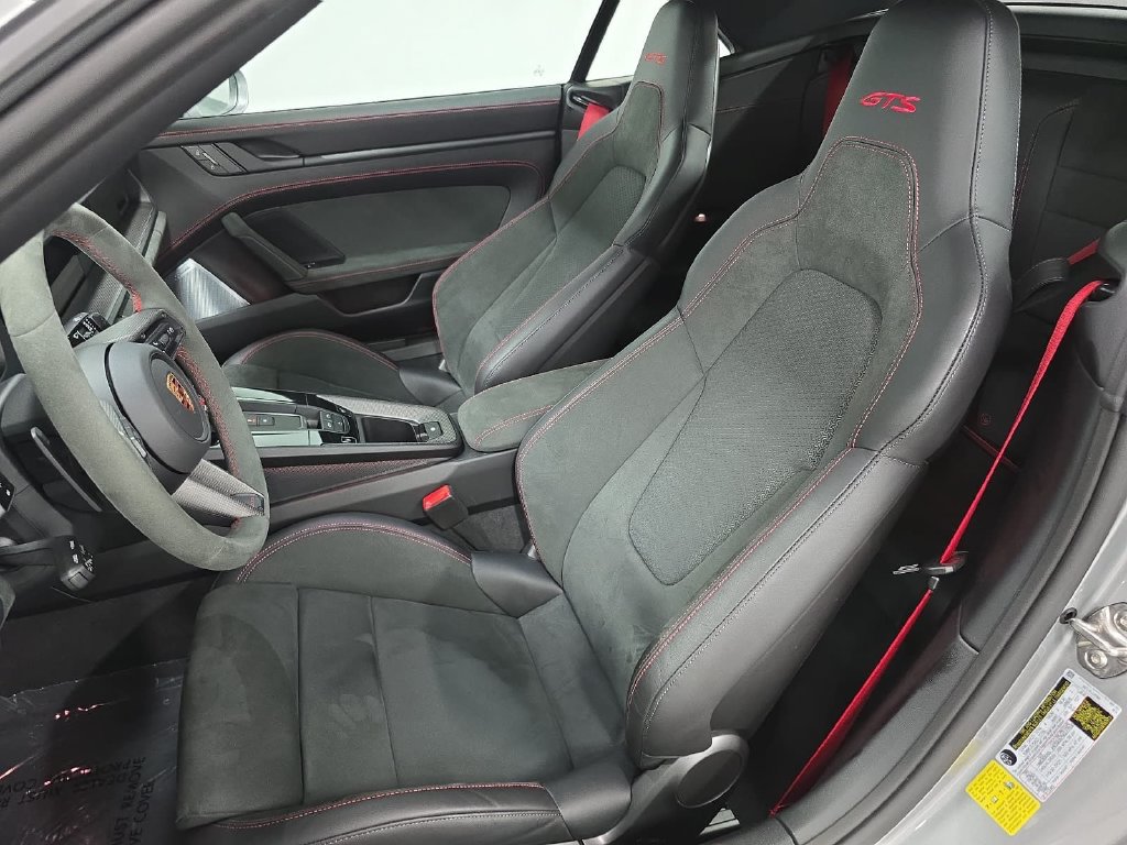 Certified 2025 Porsche 911 Carrera 4 GTS AWD/4WD image 5