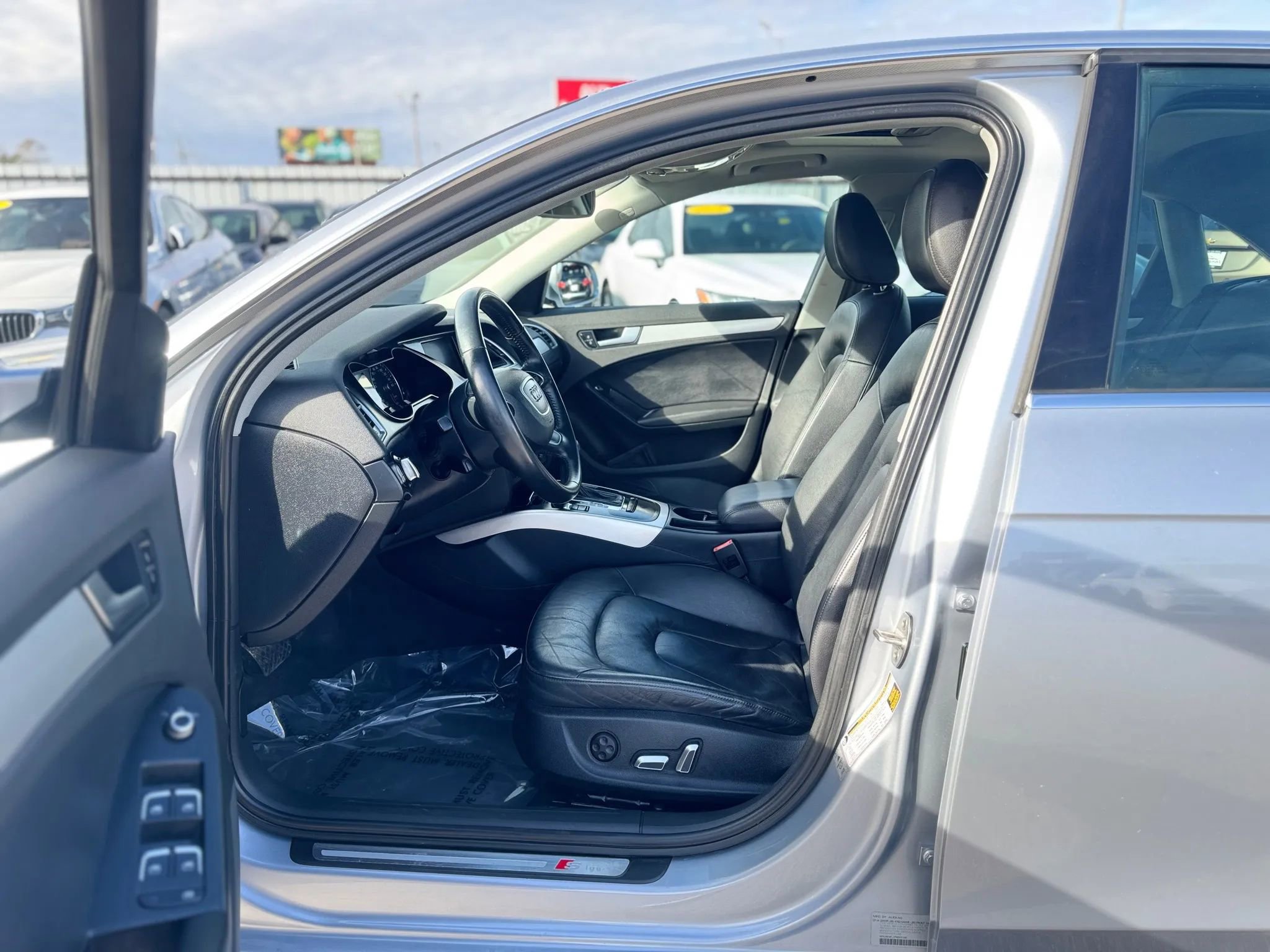 Used 2015 Audi A4 2.0T Premium image 12