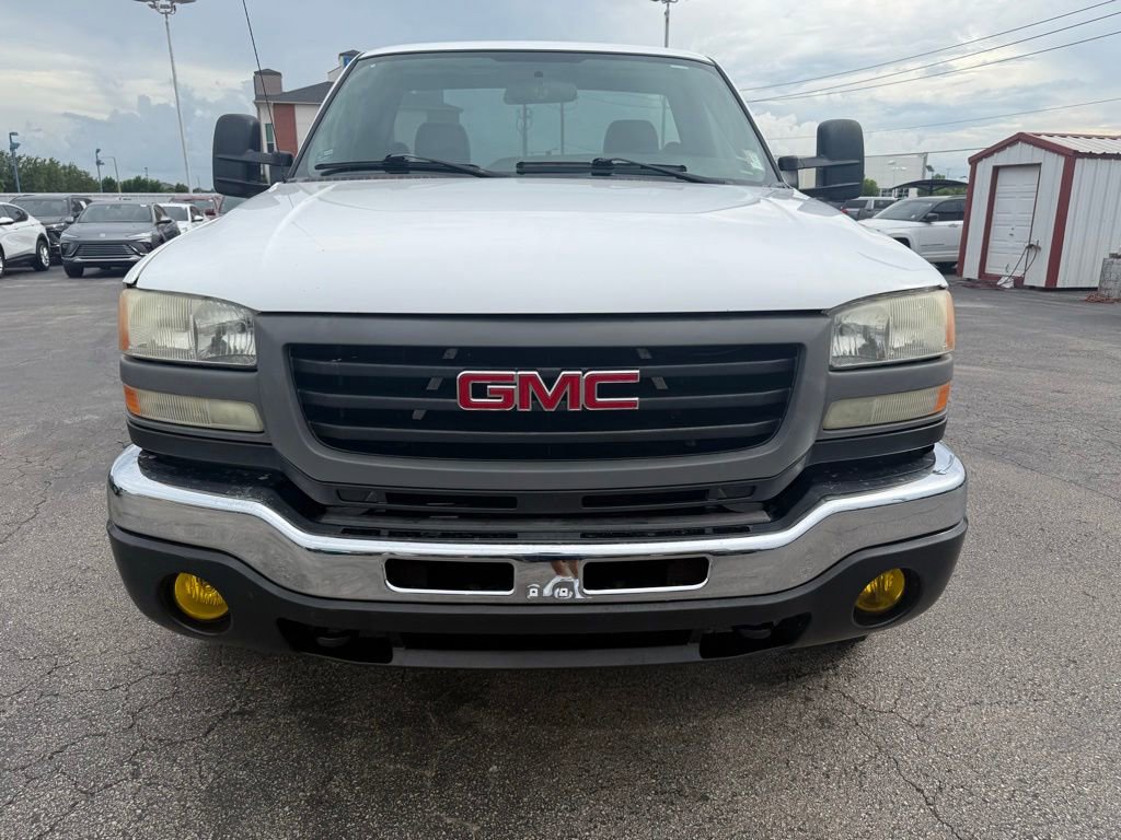 Used 2007 GMC Sierra 2500 W/T RWD image 9