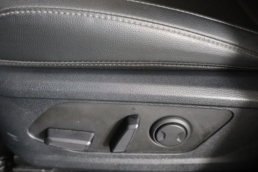 Used 2025 Kia Sportage EX FWD image 22