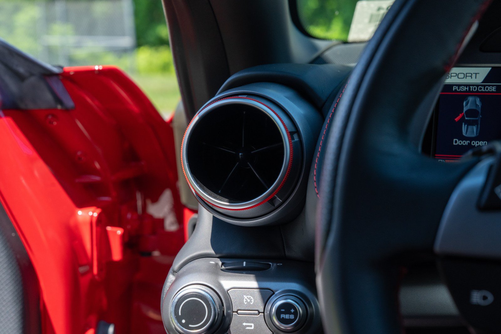 Used 2022 Ferrari 812 GTS RWD image 34