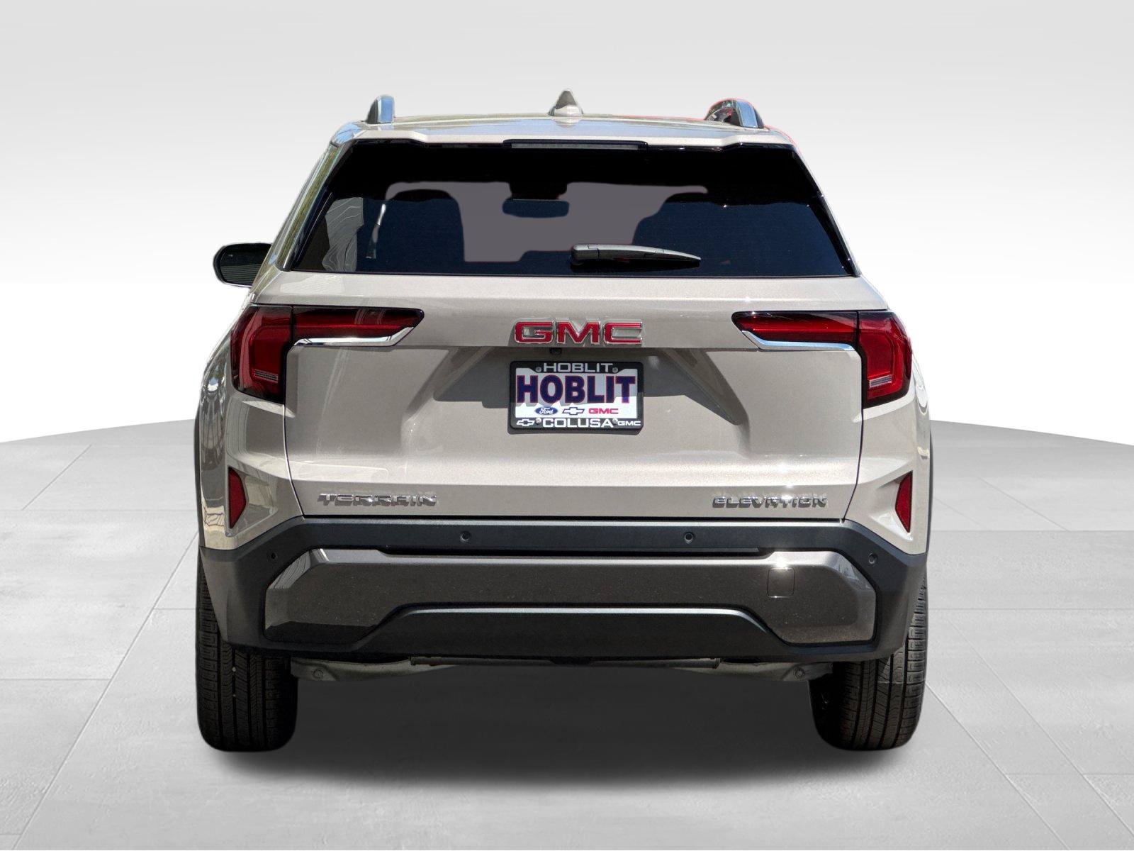 New 2027 GMC Terrain Elevation w/ Elevation Premium Package FWD image 4