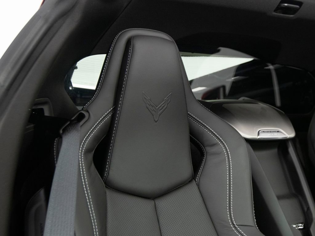 Used 2024 Chevrolet Corvette Z06 image 34