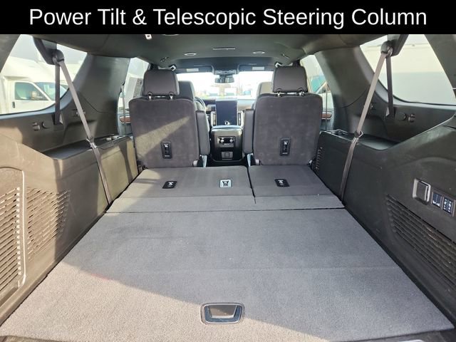 Used 2025 GMC Yukon XL Denali image 34