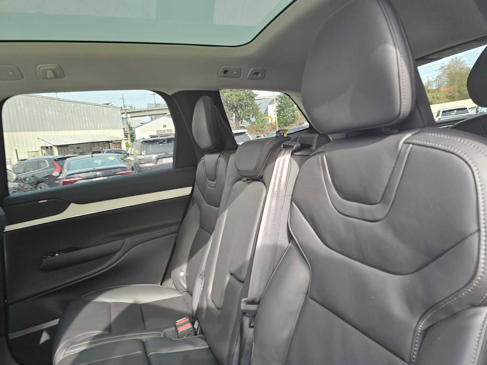 New 2026 Volvo EX90 Ultra image 19