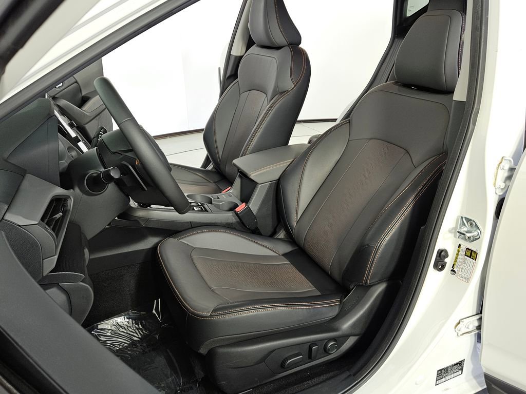 Certified 2025 Subaru Crosstrek 2.5i Limited w/ Crosstrek Mirror Package image 25
