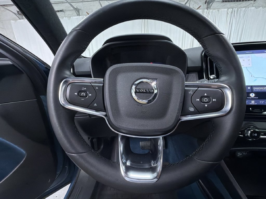 Used 2023 Volvo C40 P8 Recharge Ultimate AWD/4WD image 28